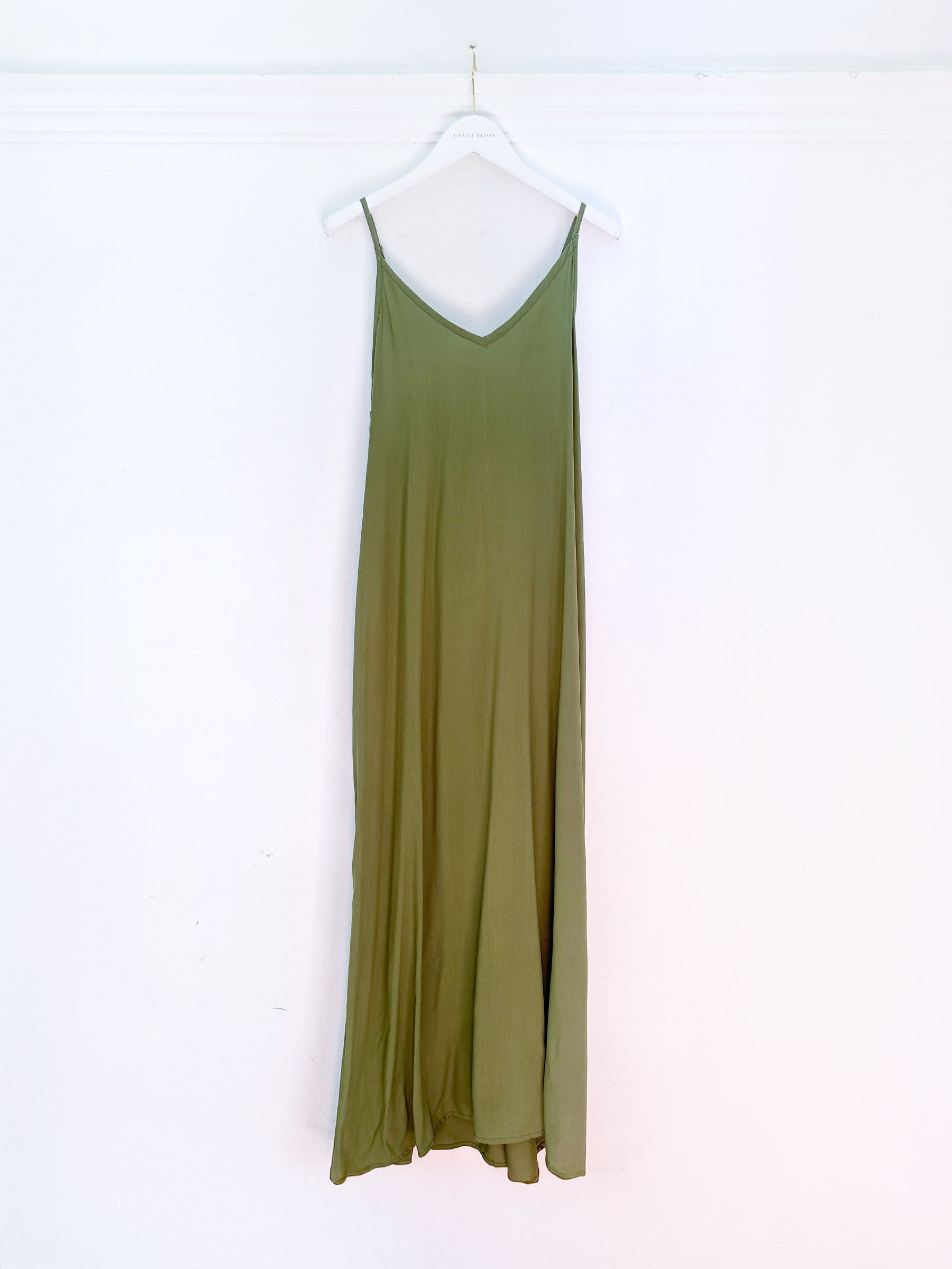 Plain dress