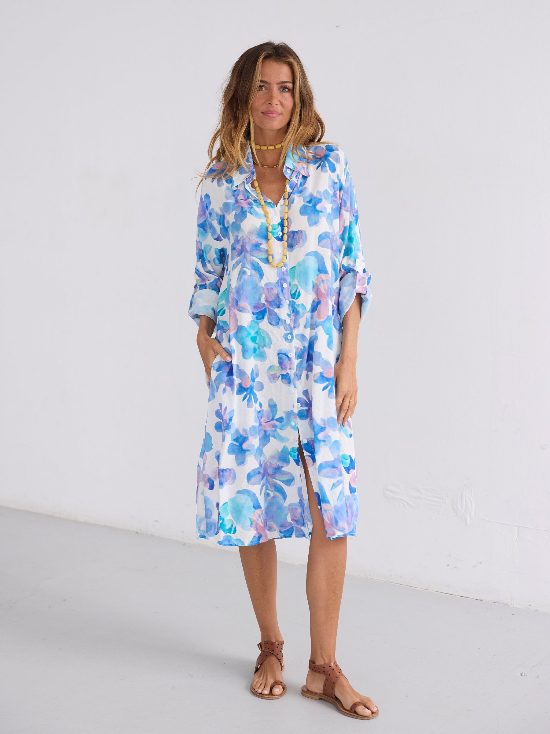 Vestido color almendra tostada