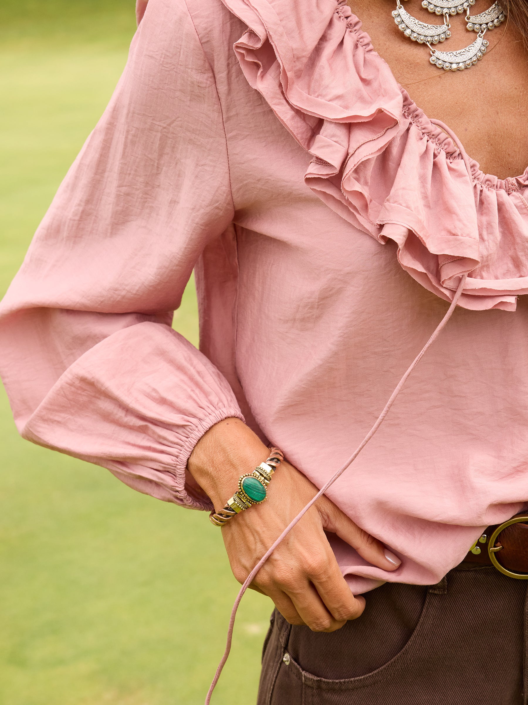 Blusa con volantes