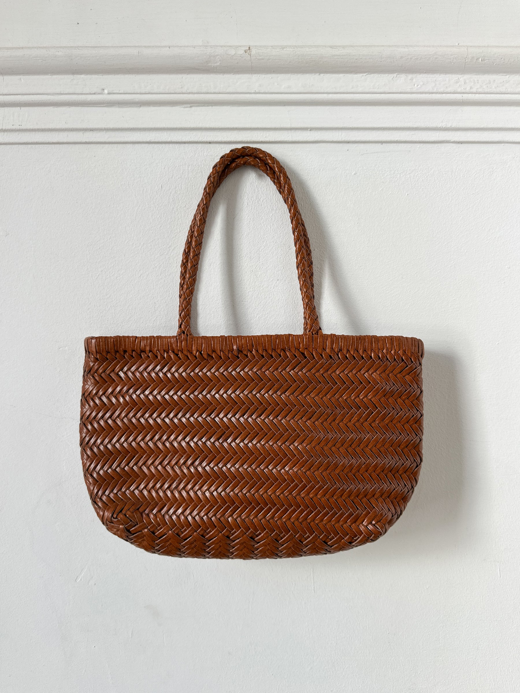 Leather bag