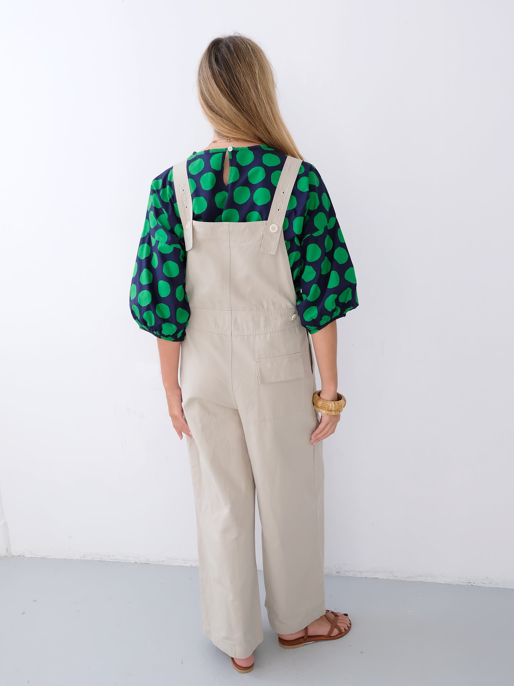 Blusa de bolas