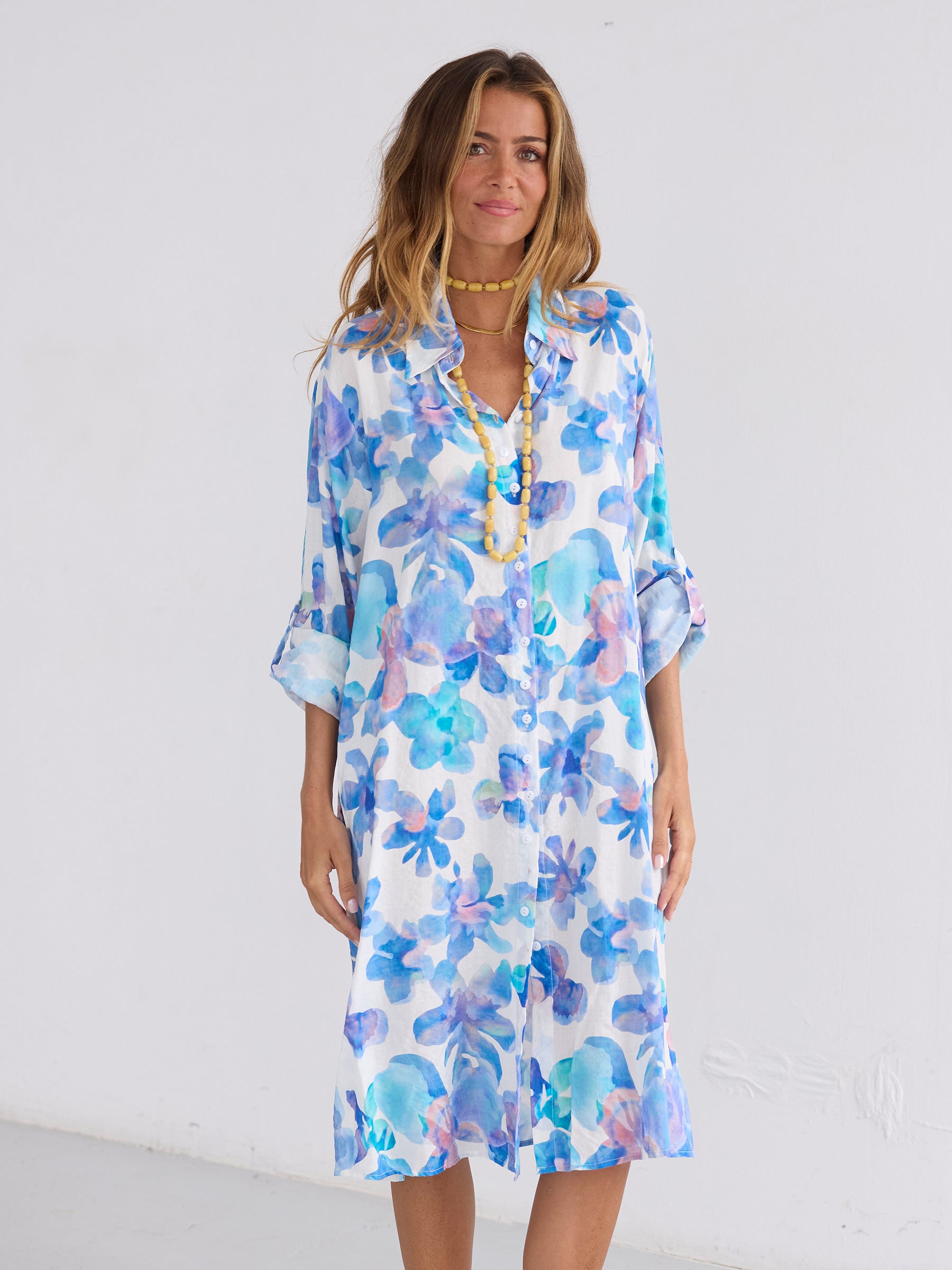 Vestido color almendra tostada