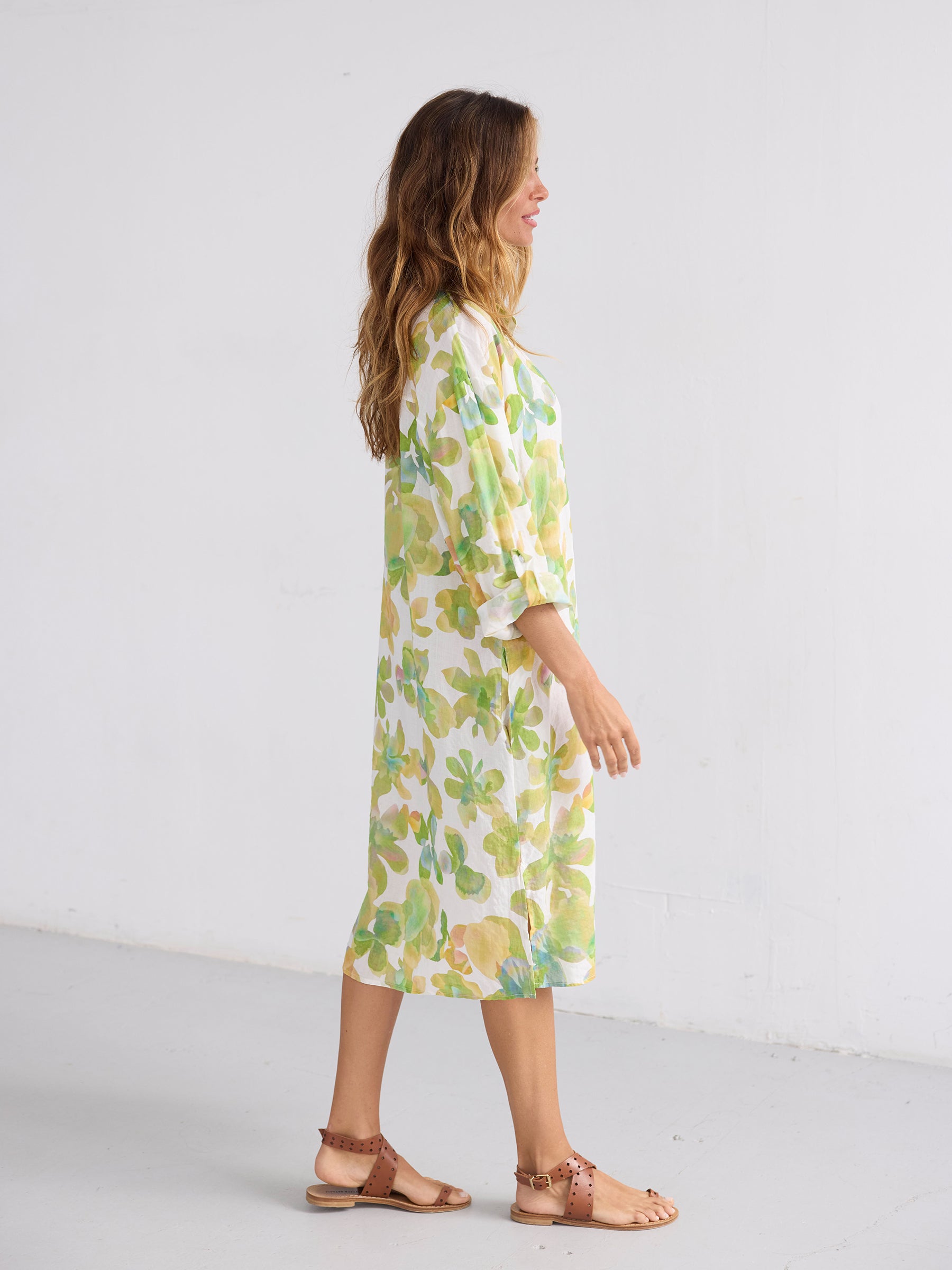 Vestido color almendra tostada