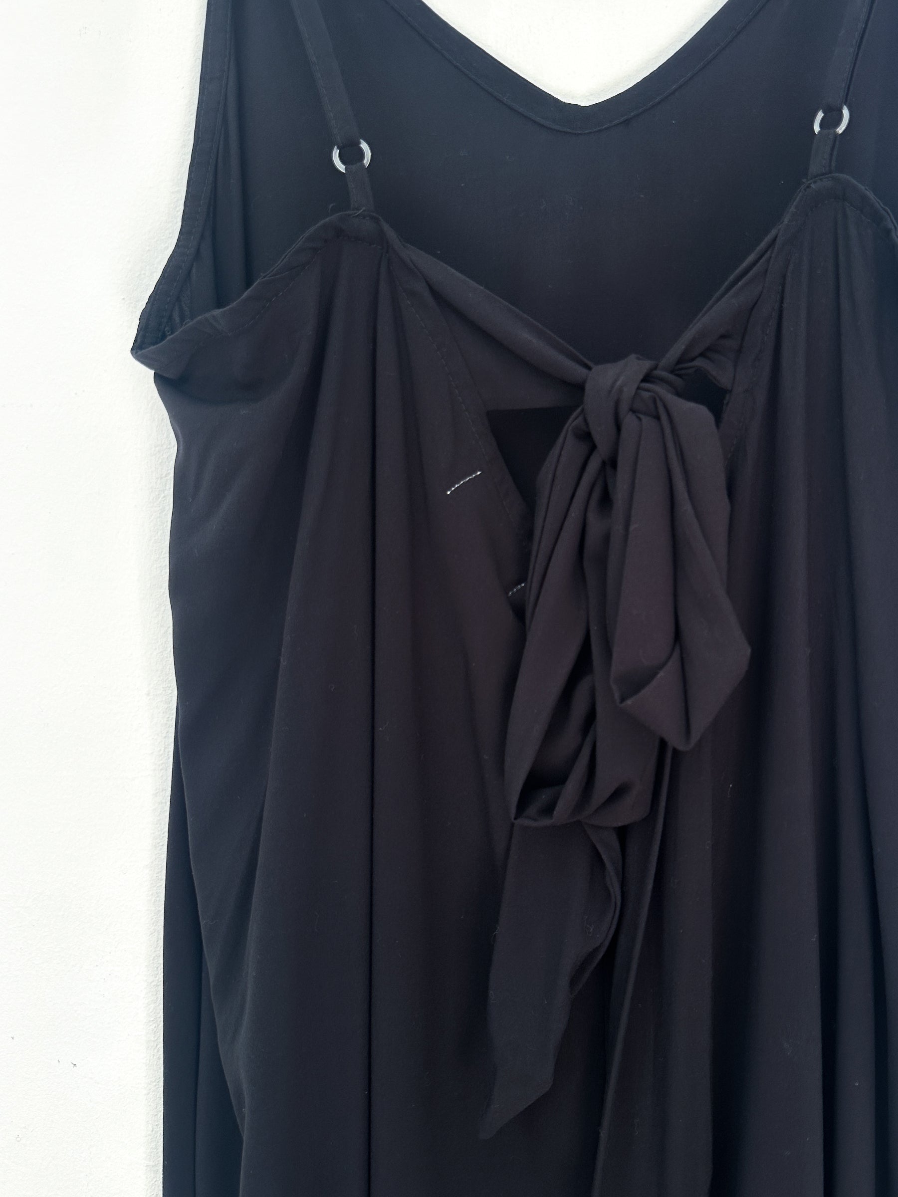 Plain dress