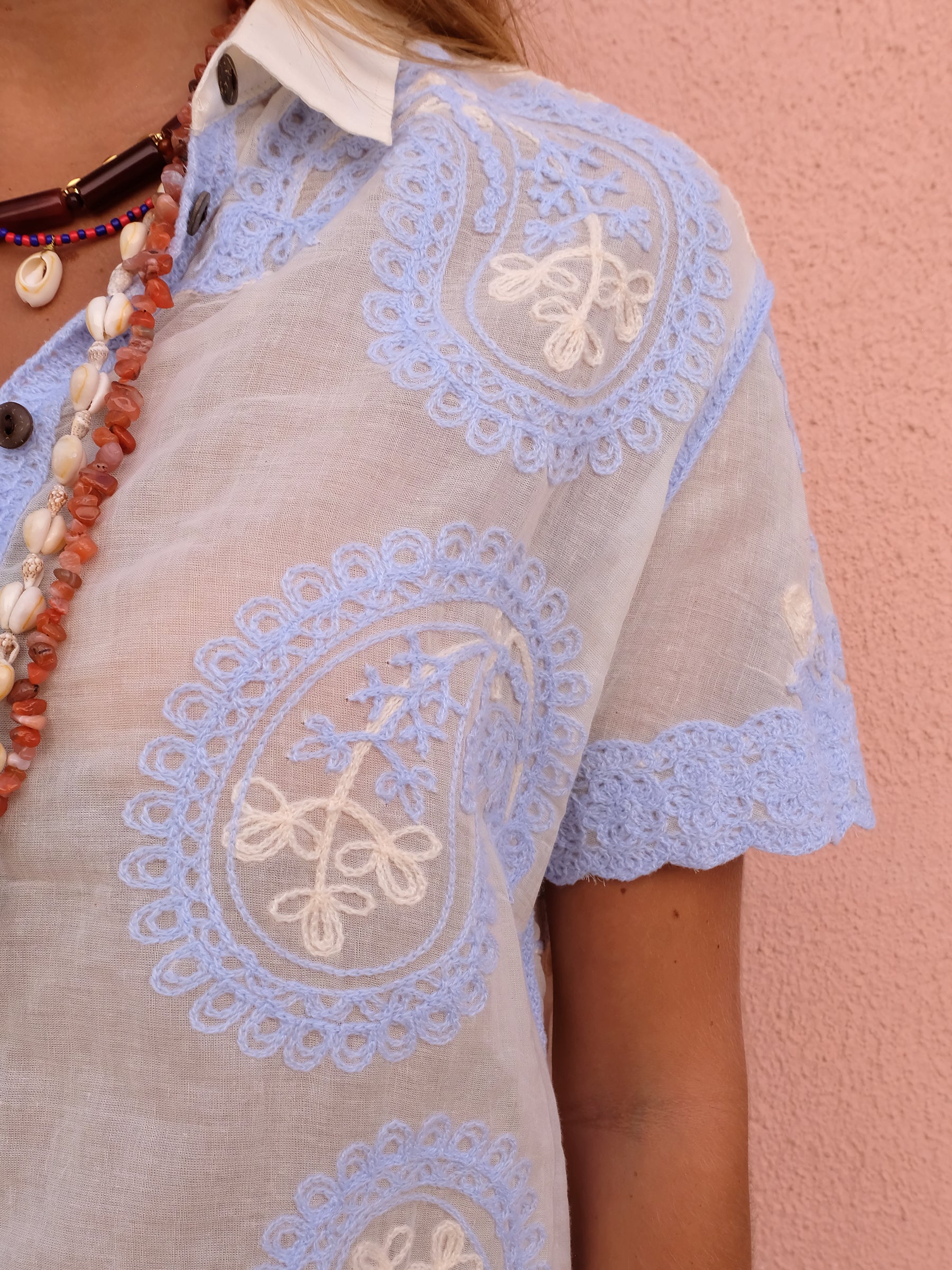 Camisa Bordada