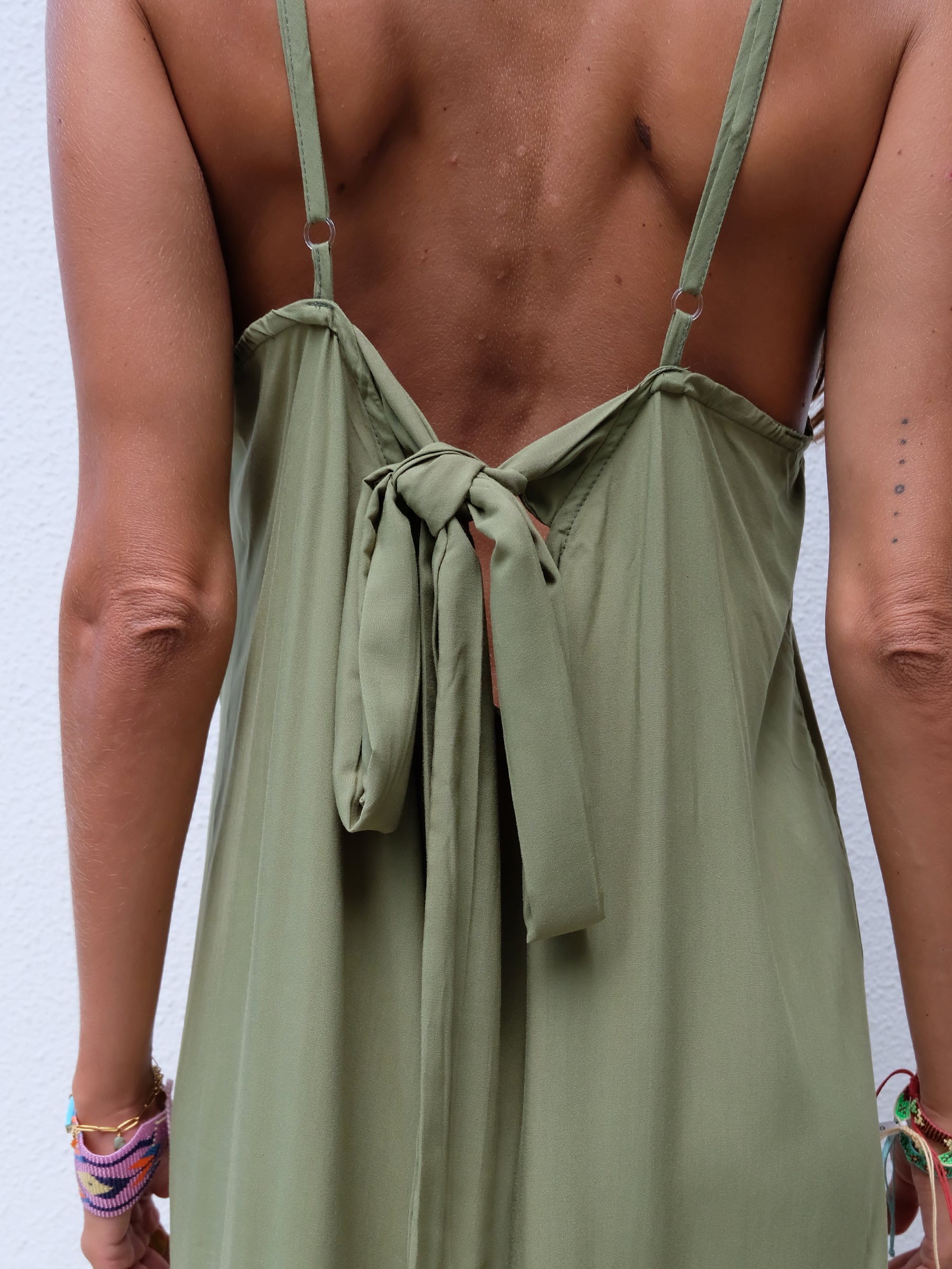 Plain dress