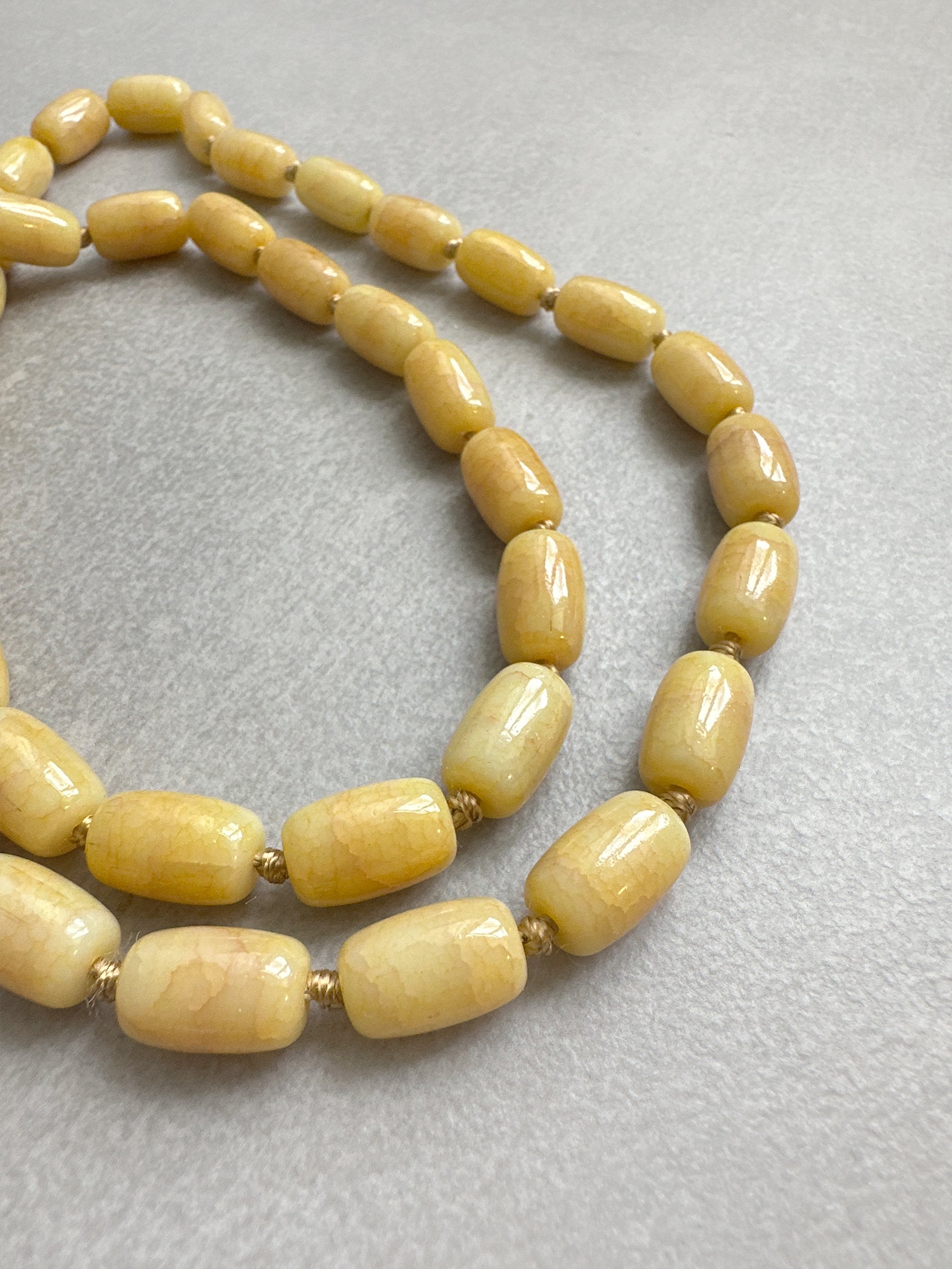 Collar de caqui