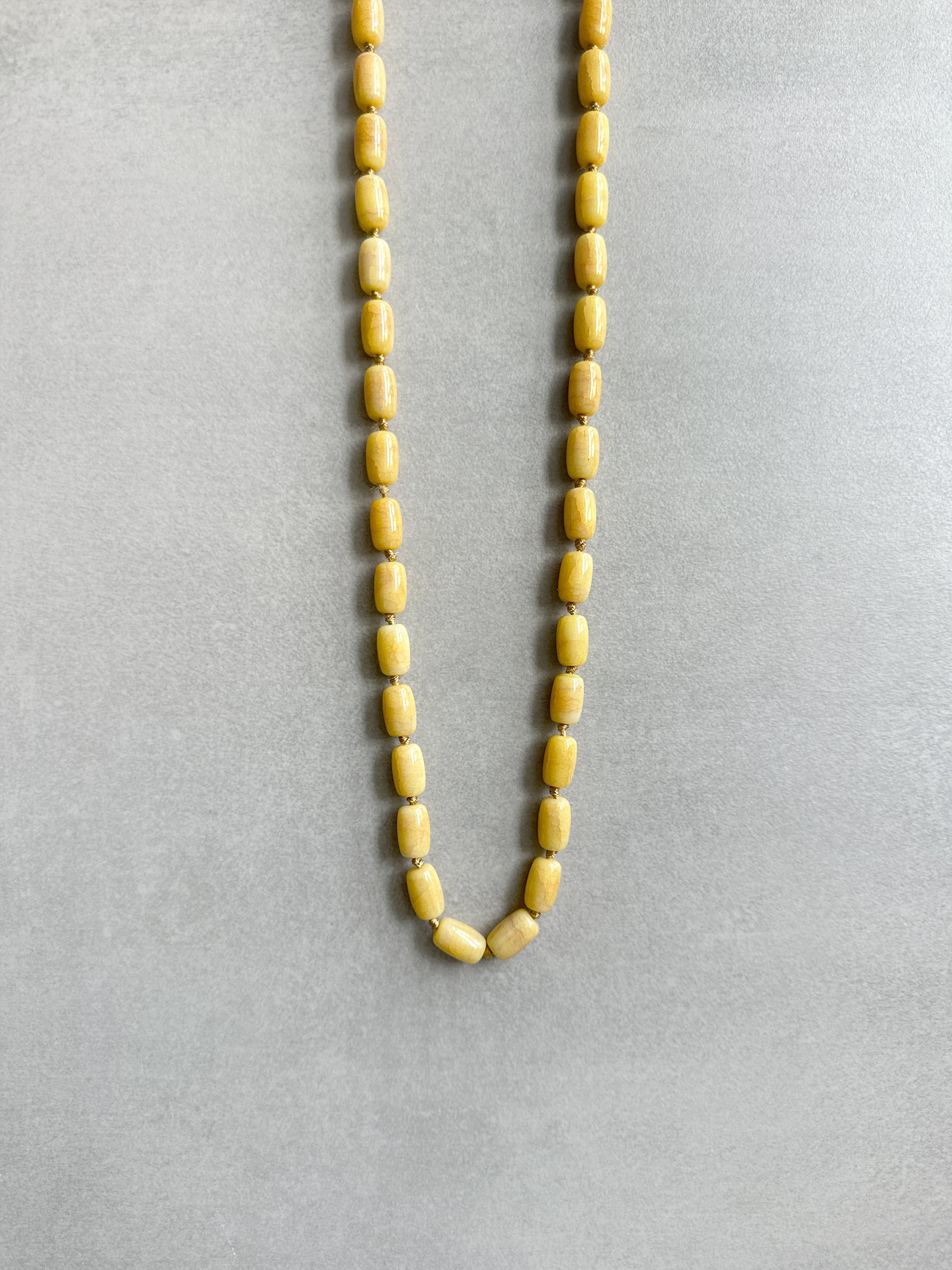 Collar de caqui