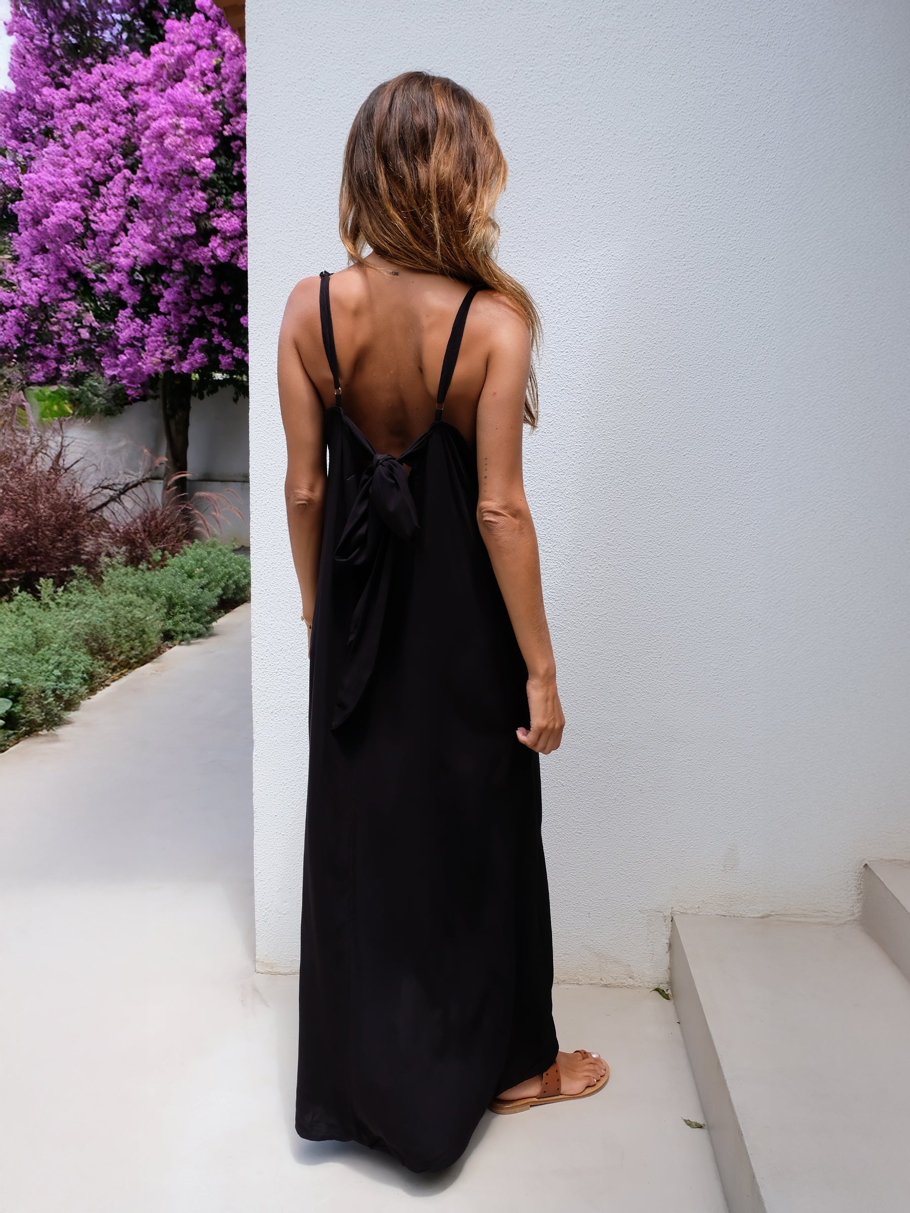 Plain dress
