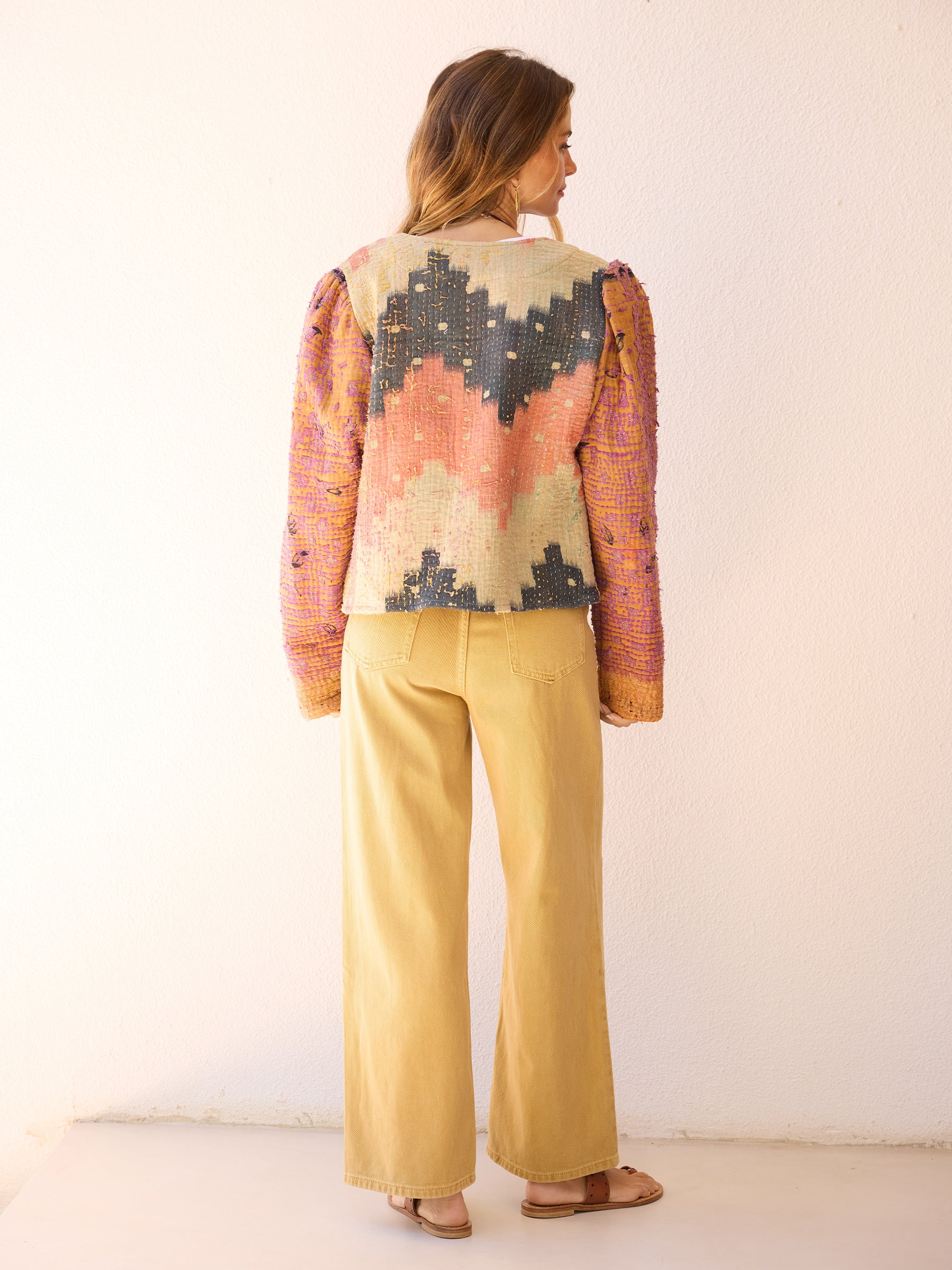 Chaqueta Tica