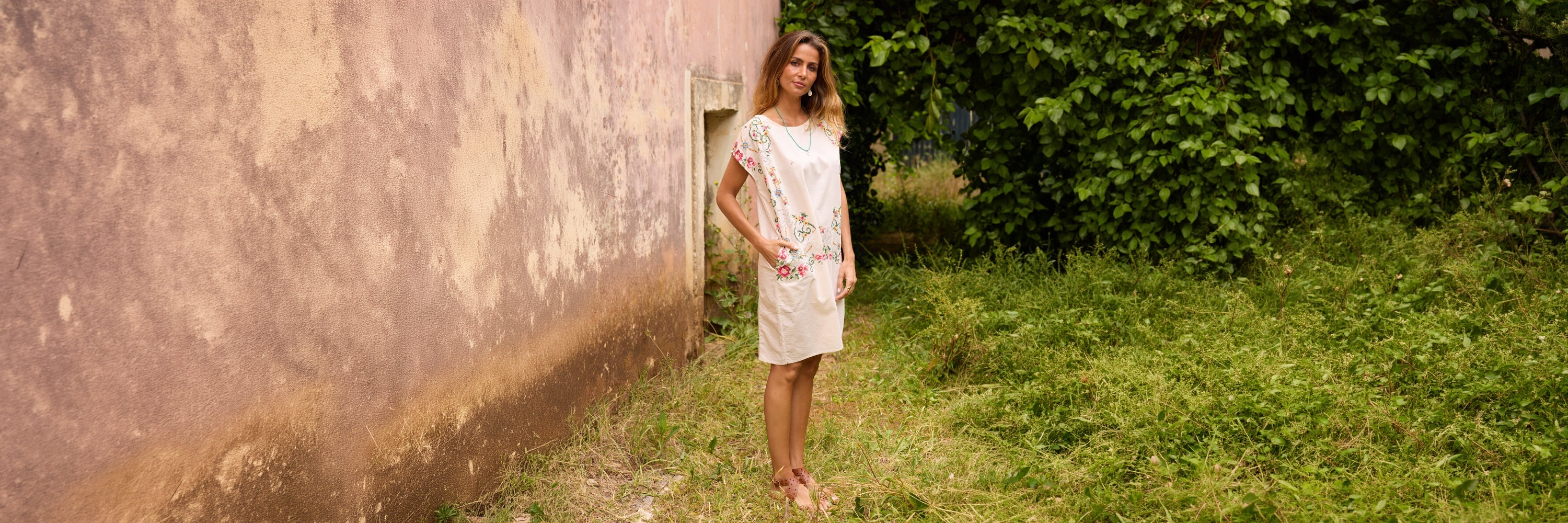 BRODERIES CAPSULE