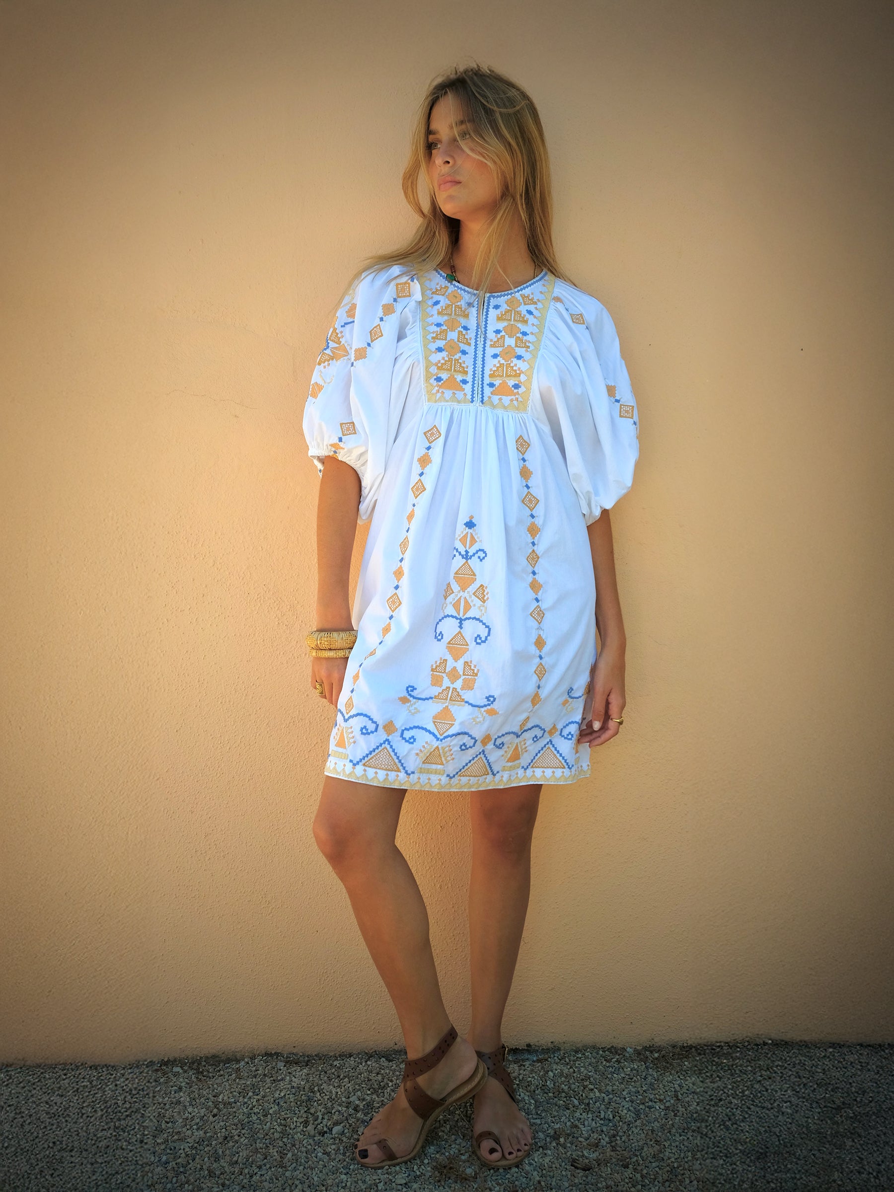 Vestido Bordado