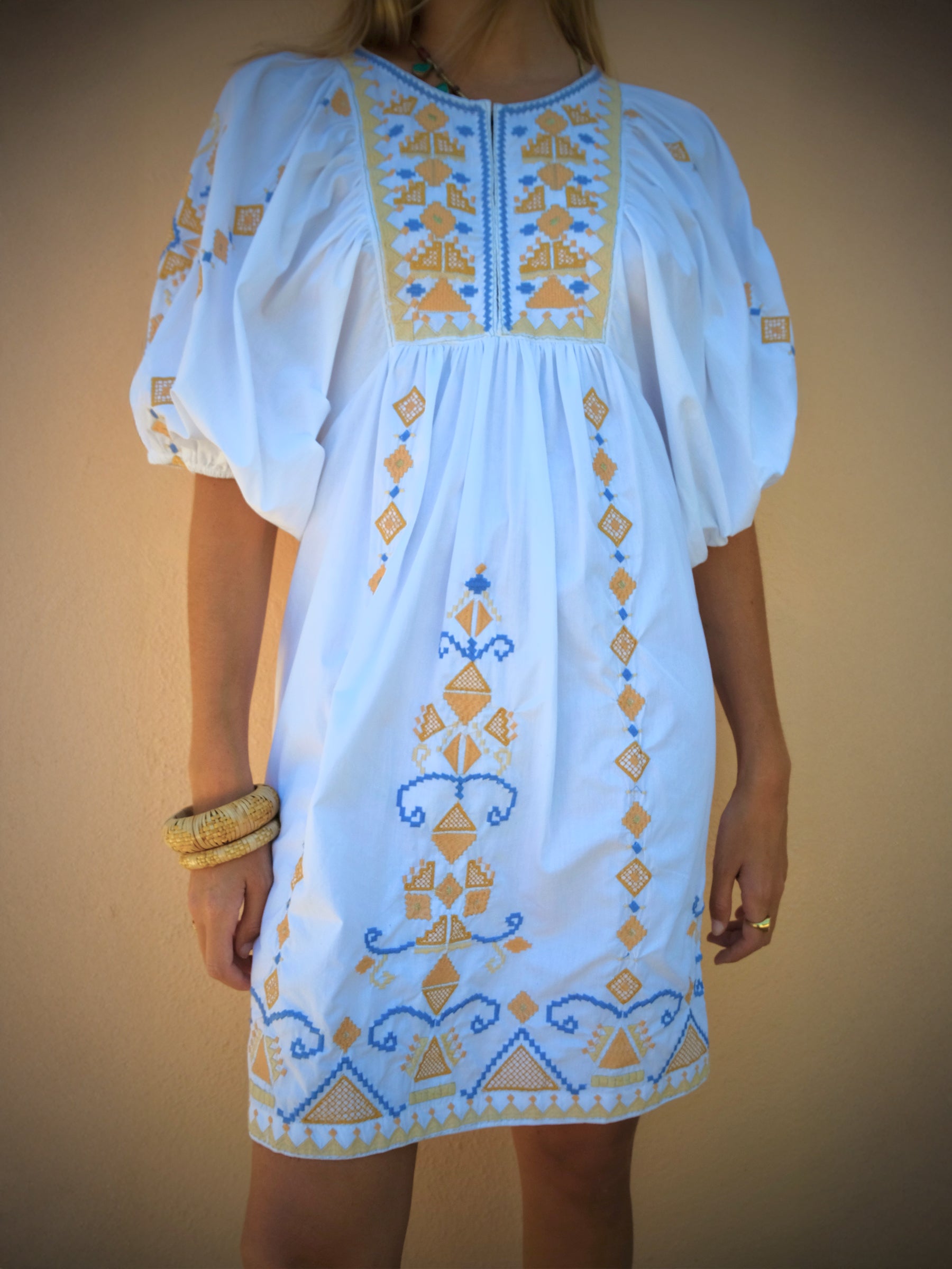 Vestido Bordado