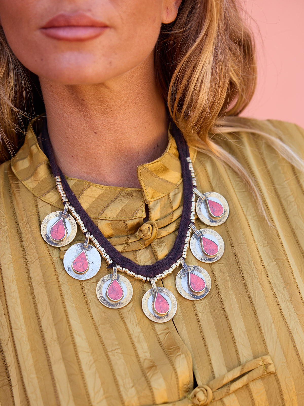 COLLAR MARJAN