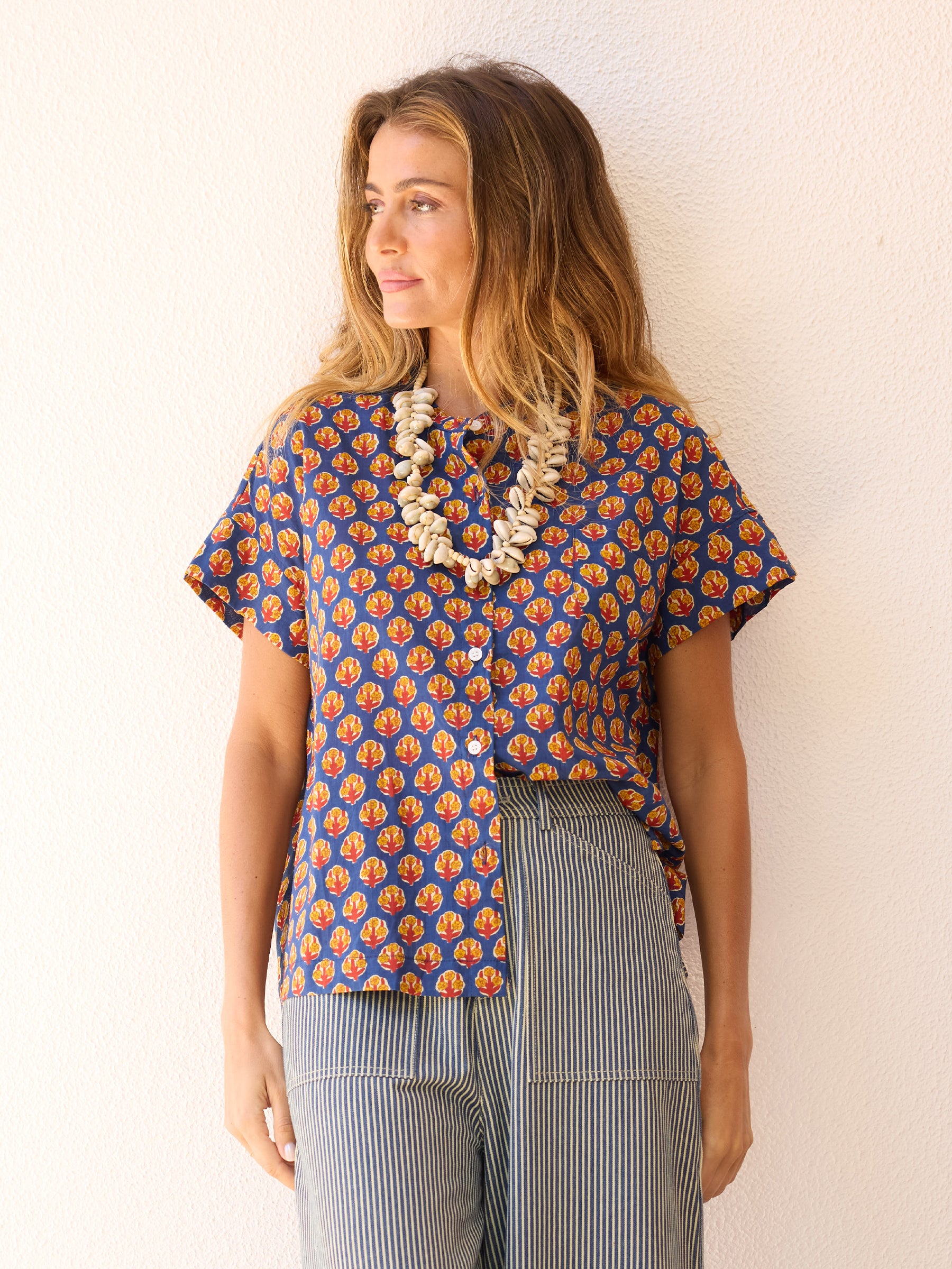 Camisa indonesia