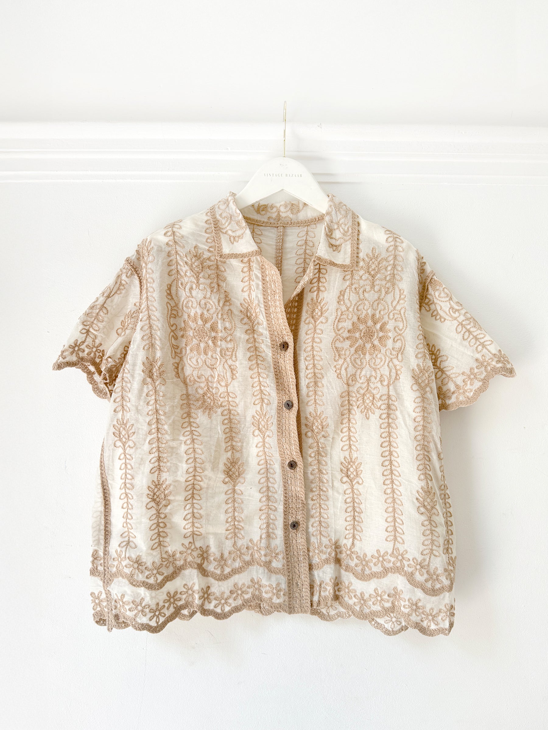 Camisa Bordada