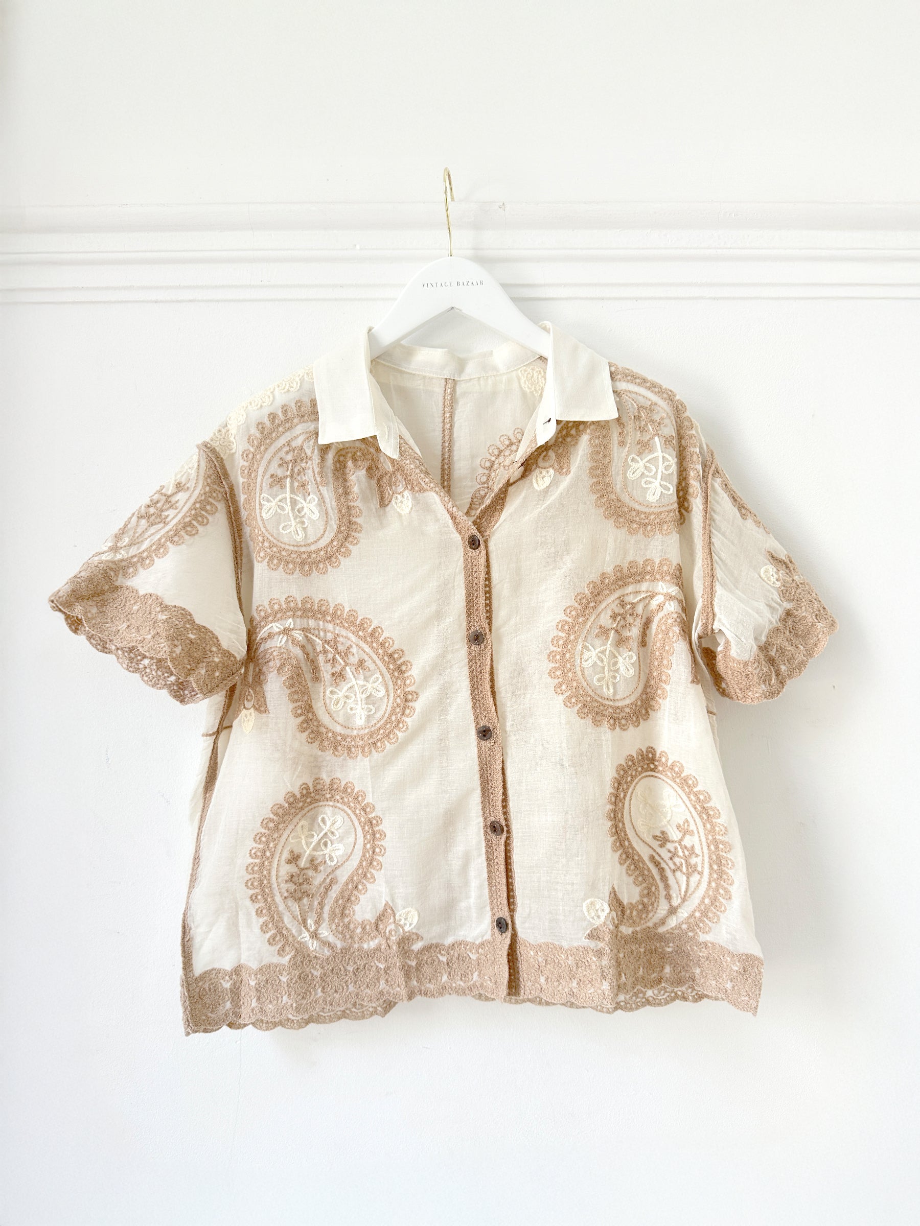 Camisa Bordada