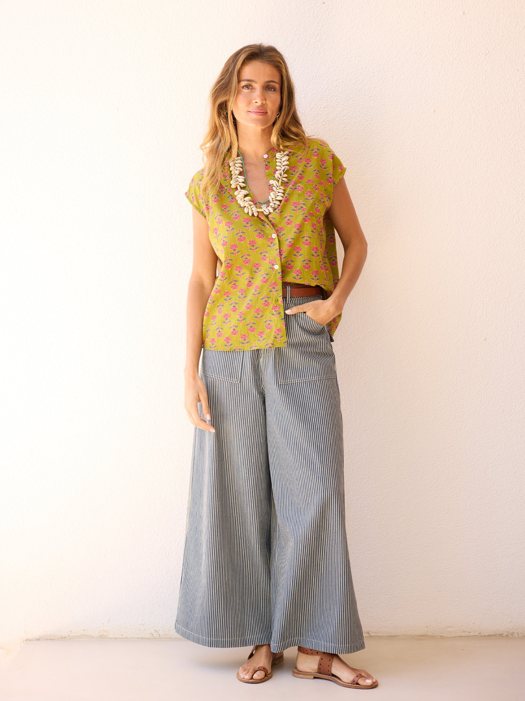 Camisa Indonésia