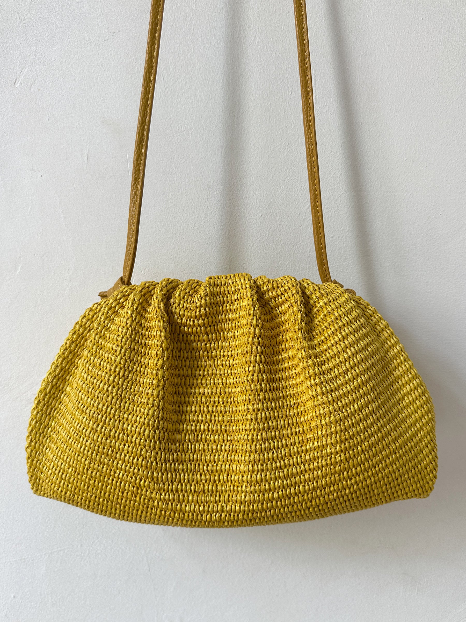 Clutch Etrusca