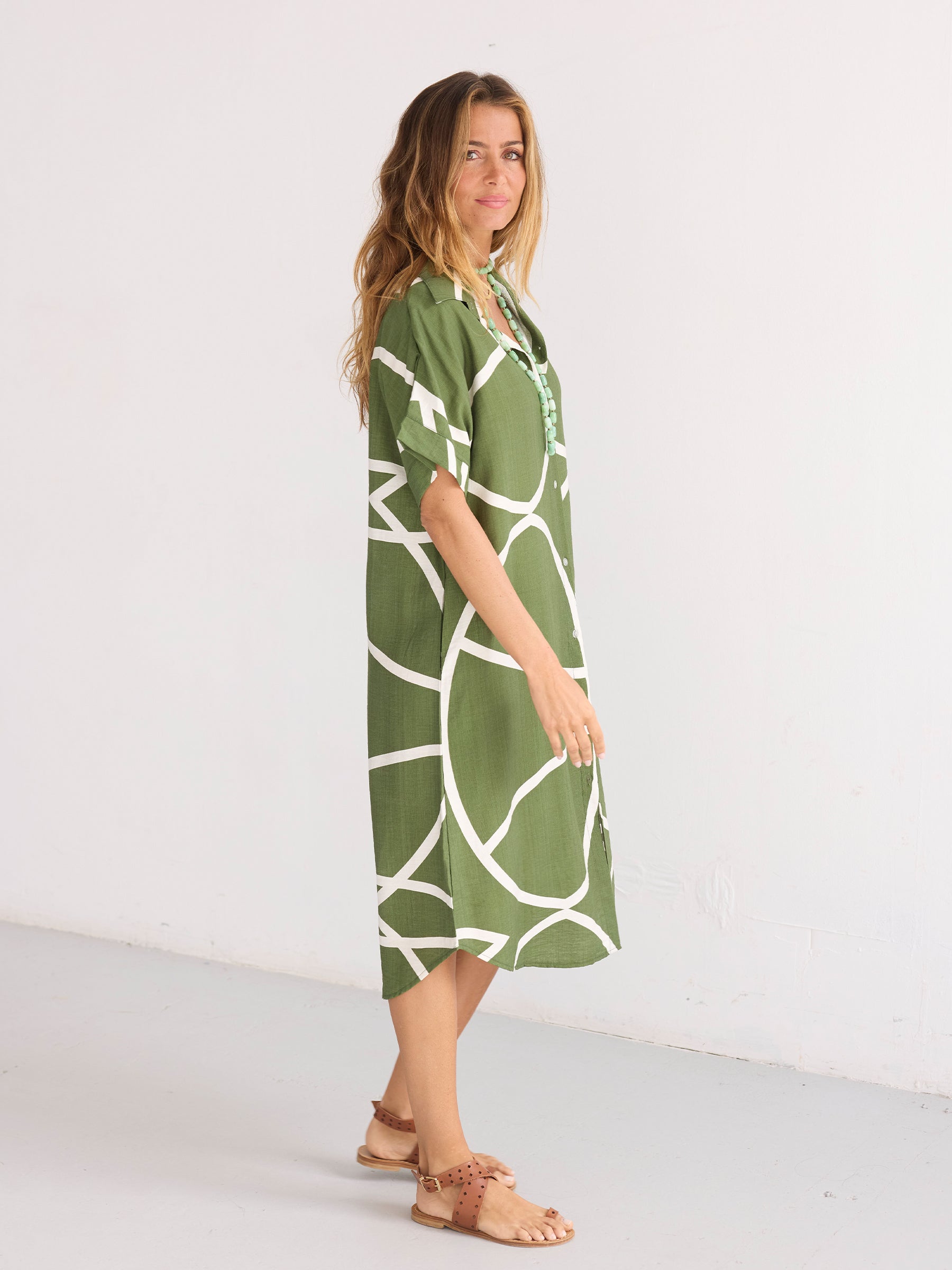 Vestido de nuez de Brasil