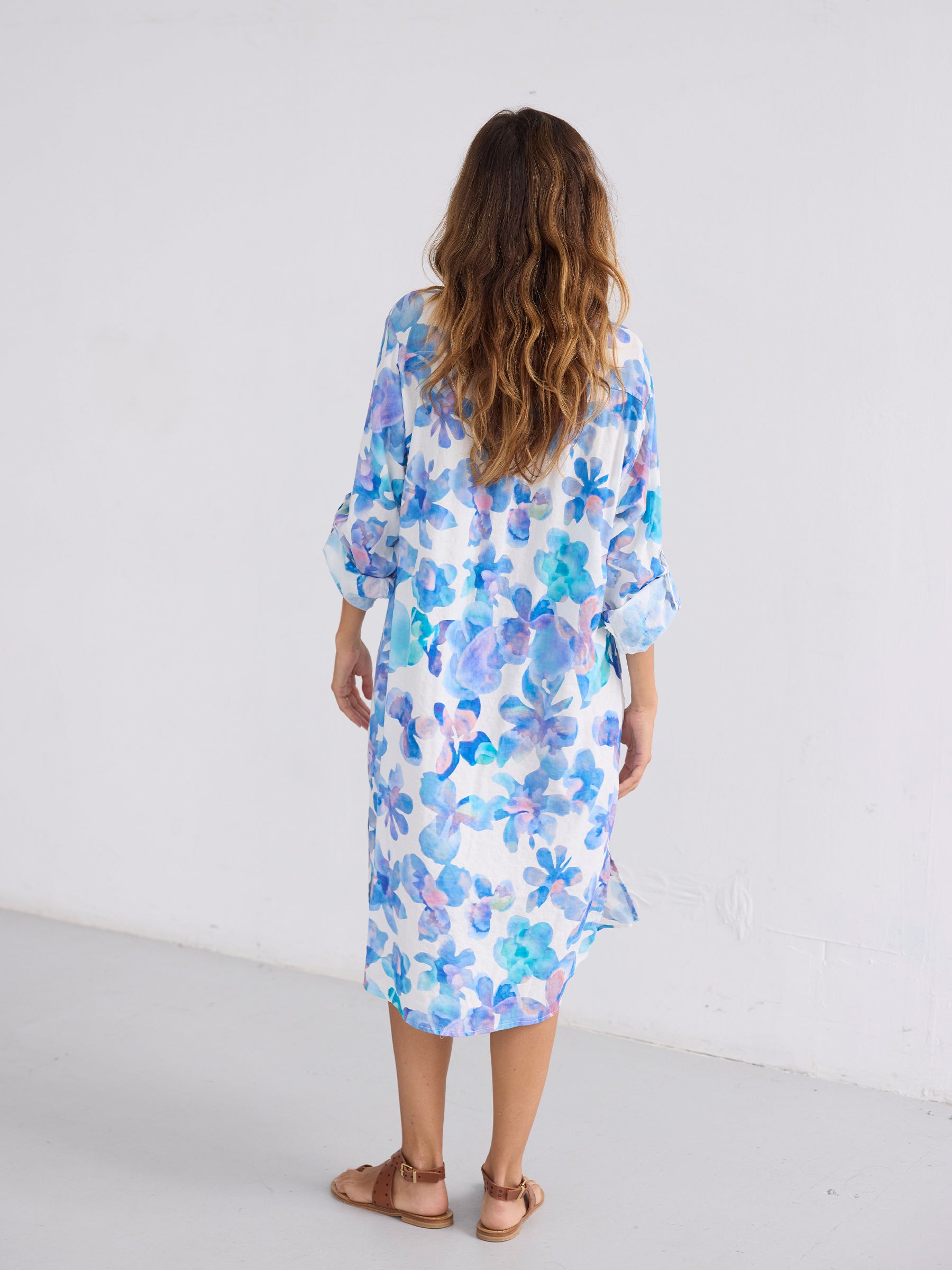 Vestido color almendra tostada