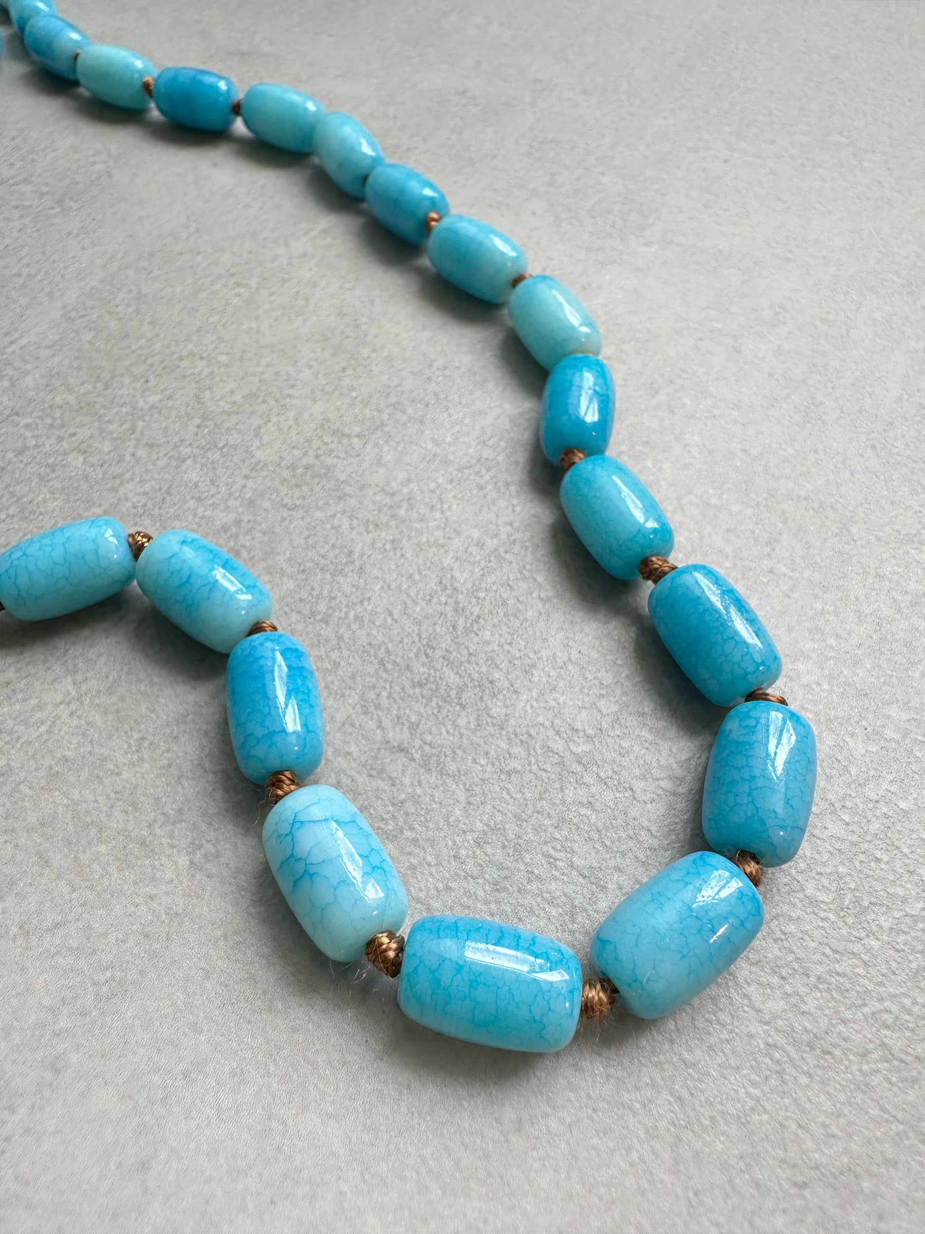 Collar de caqui