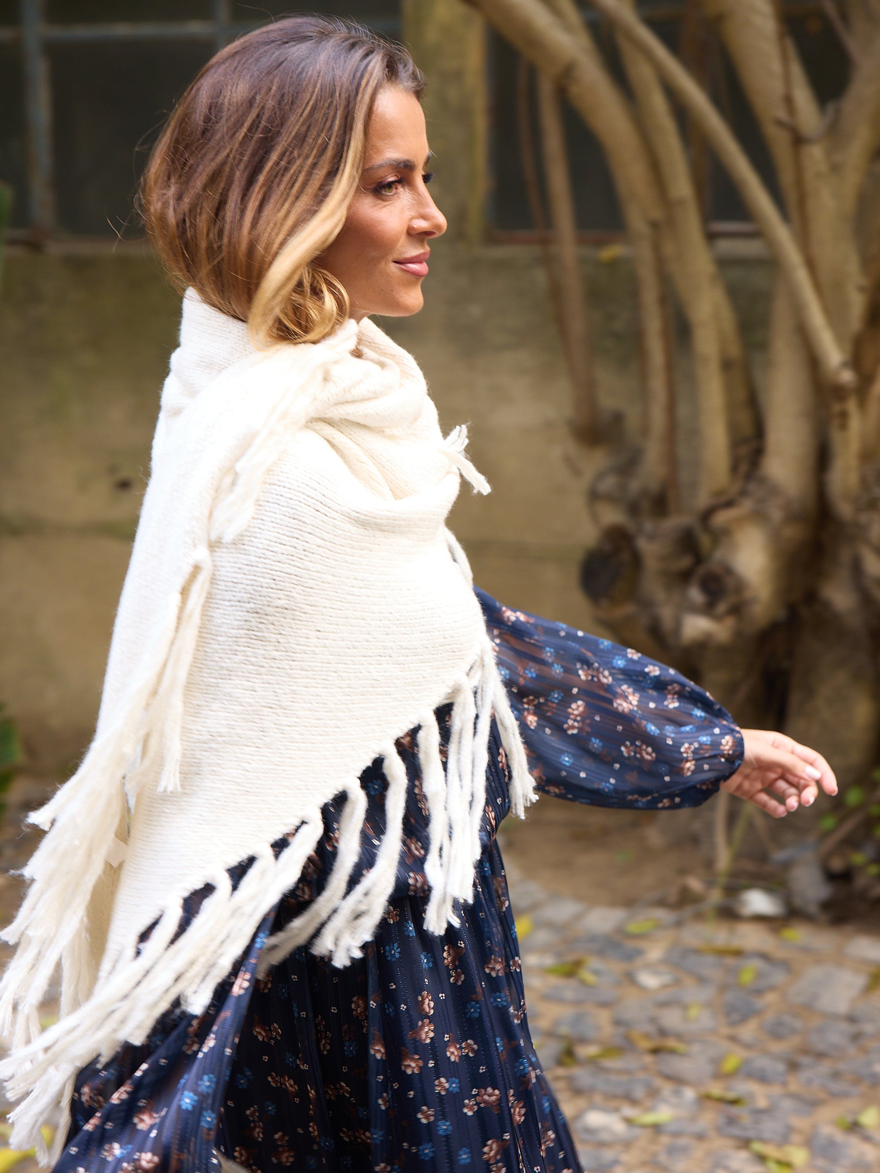 Carlota shawl