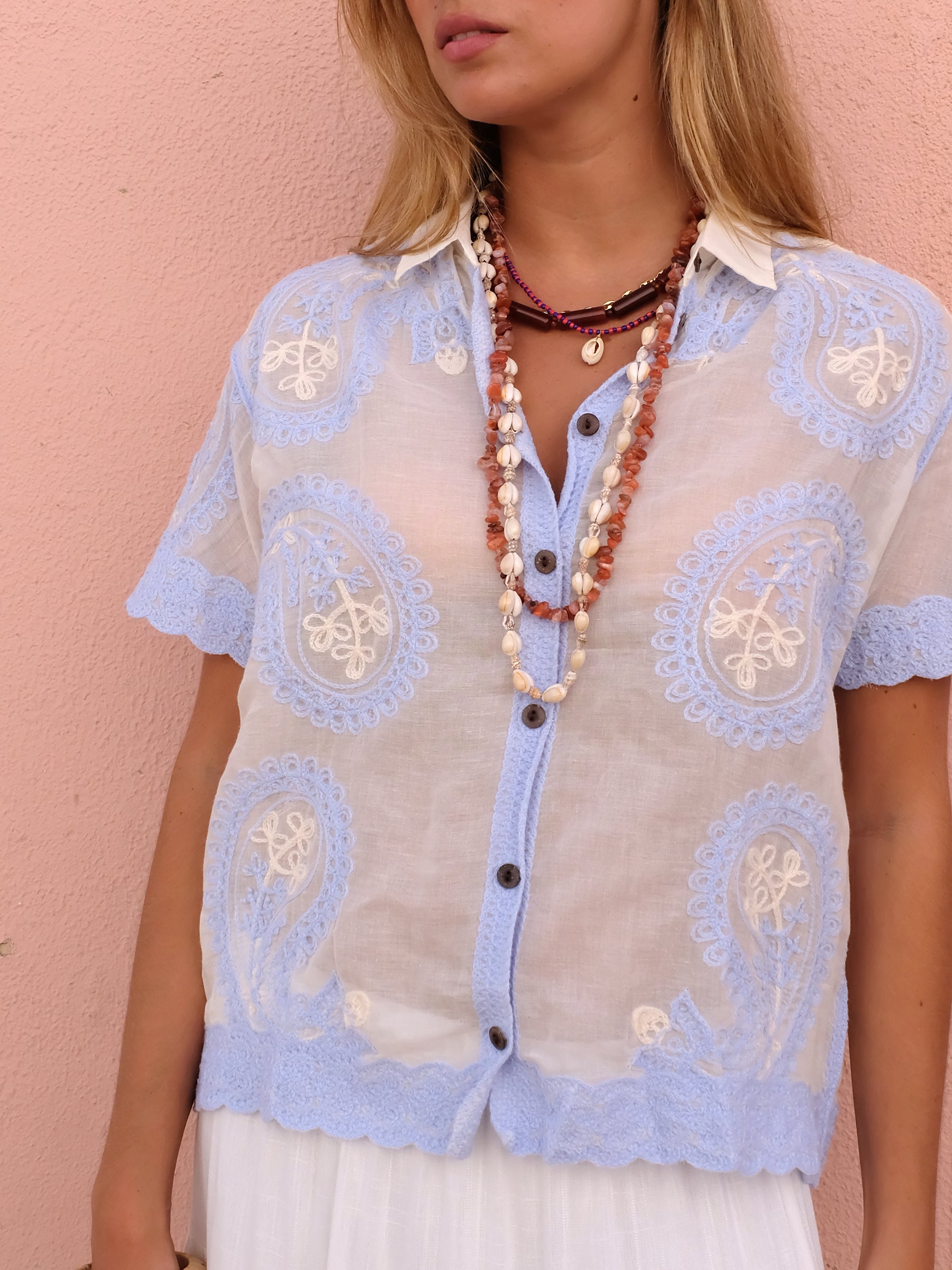 Camisa Bordada