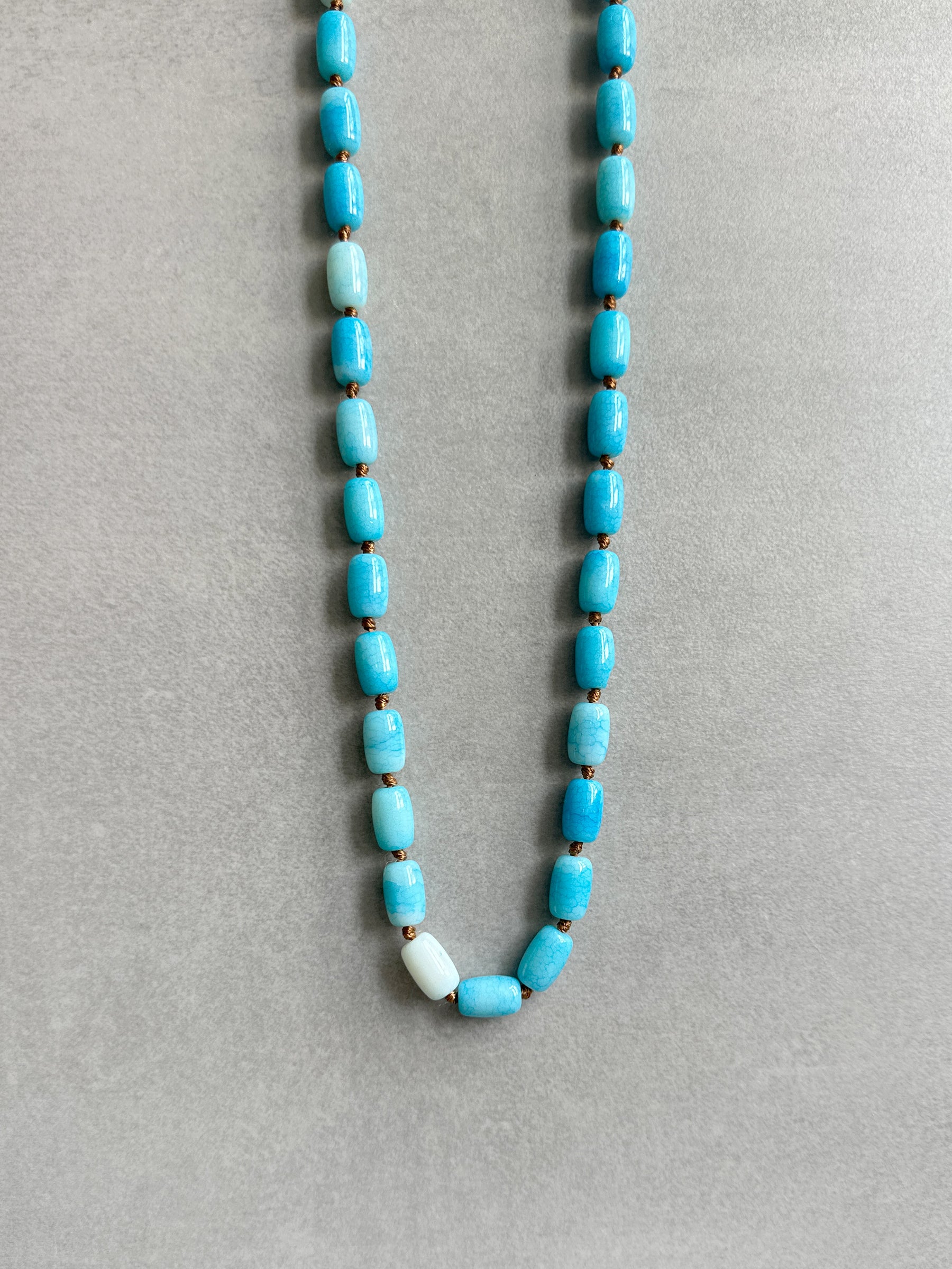 Collar de caqui