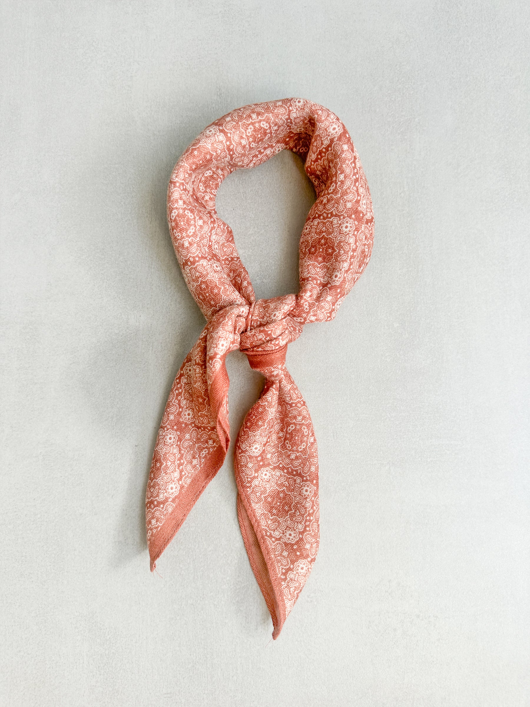 Wallpaper scarf