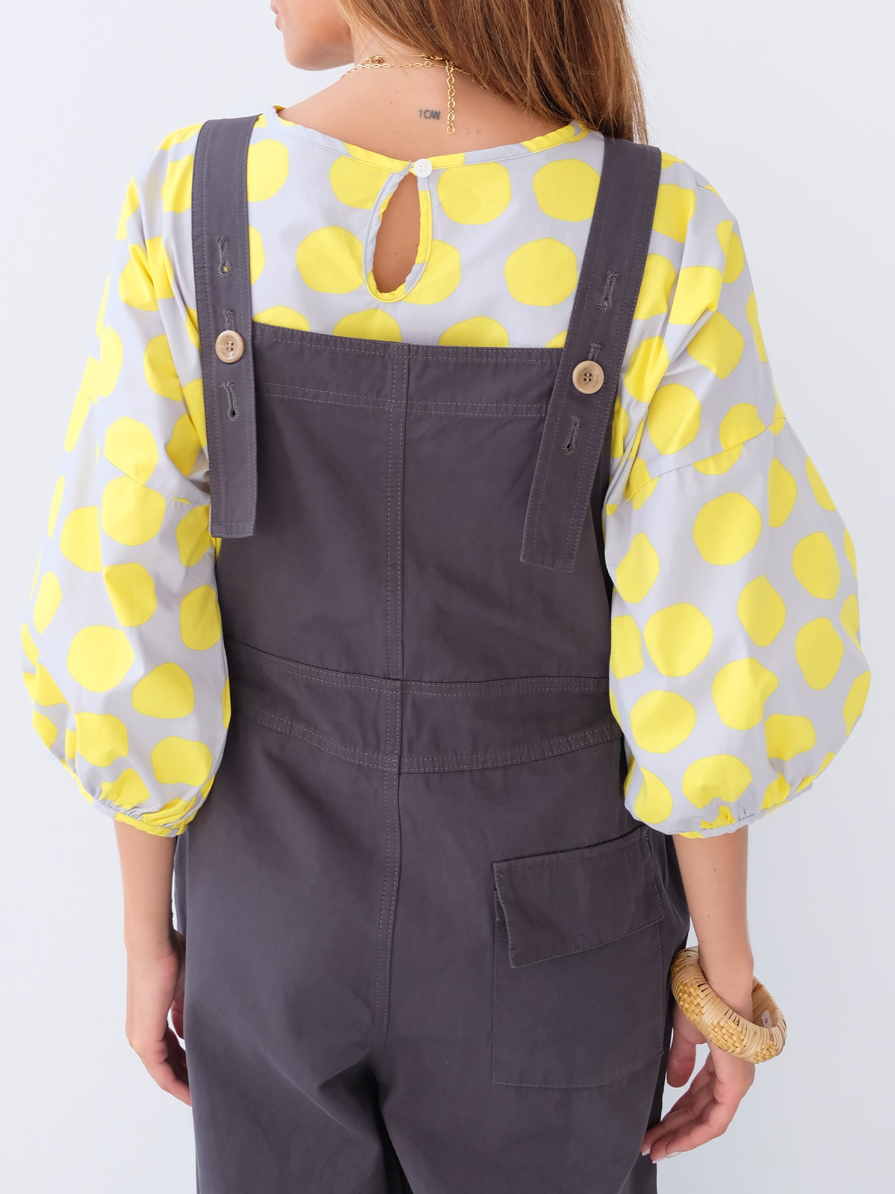 Blusa de bolas